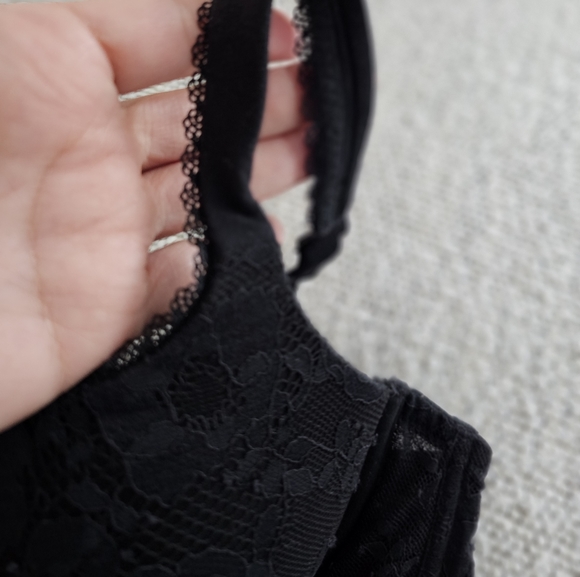 Demi Bustie Bra - Picture 4 of 11